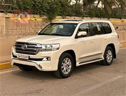 تۆیۆتا لاند کروزەر